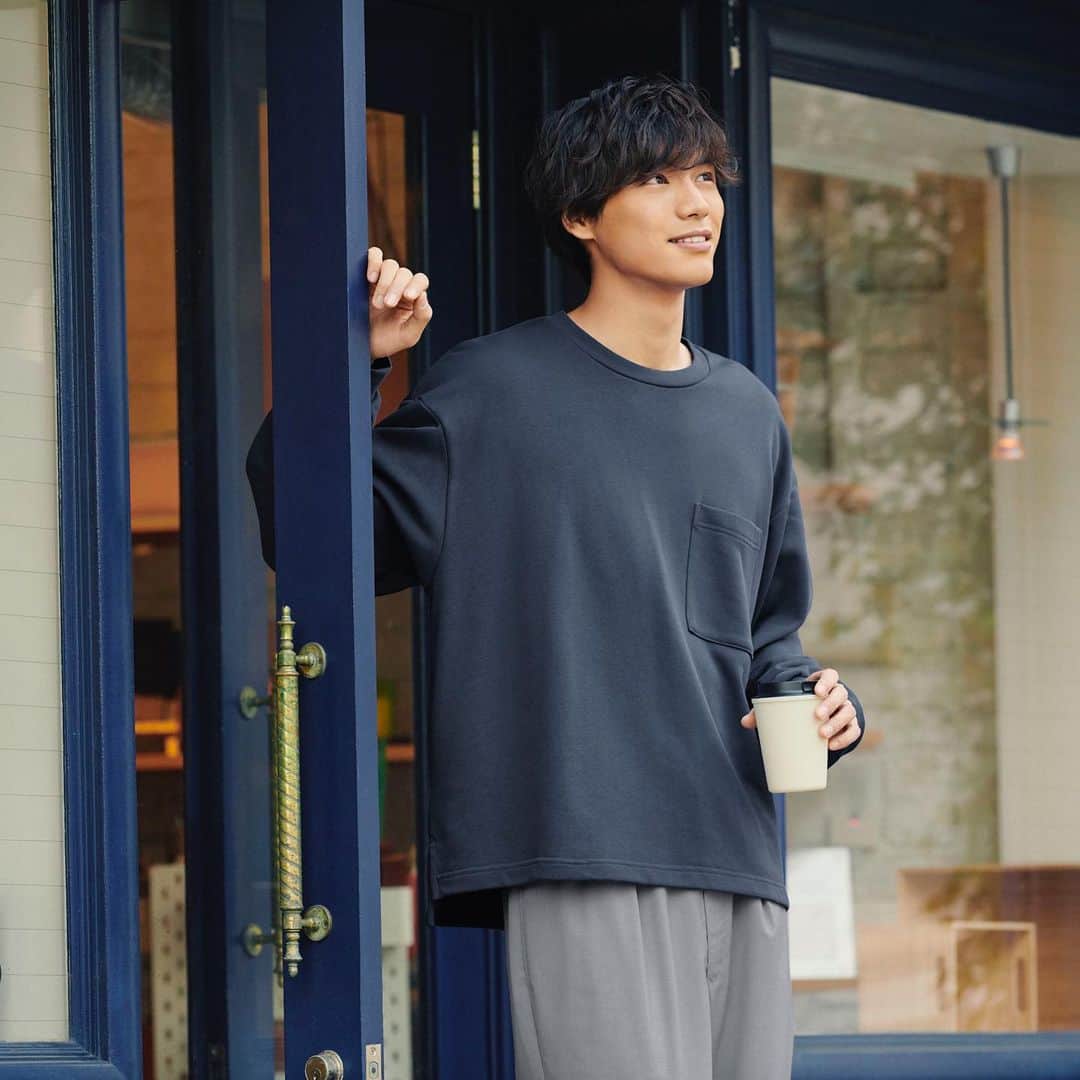 福士蒼汰のインスタグラム：「GUのフク  ゴシゴシ」