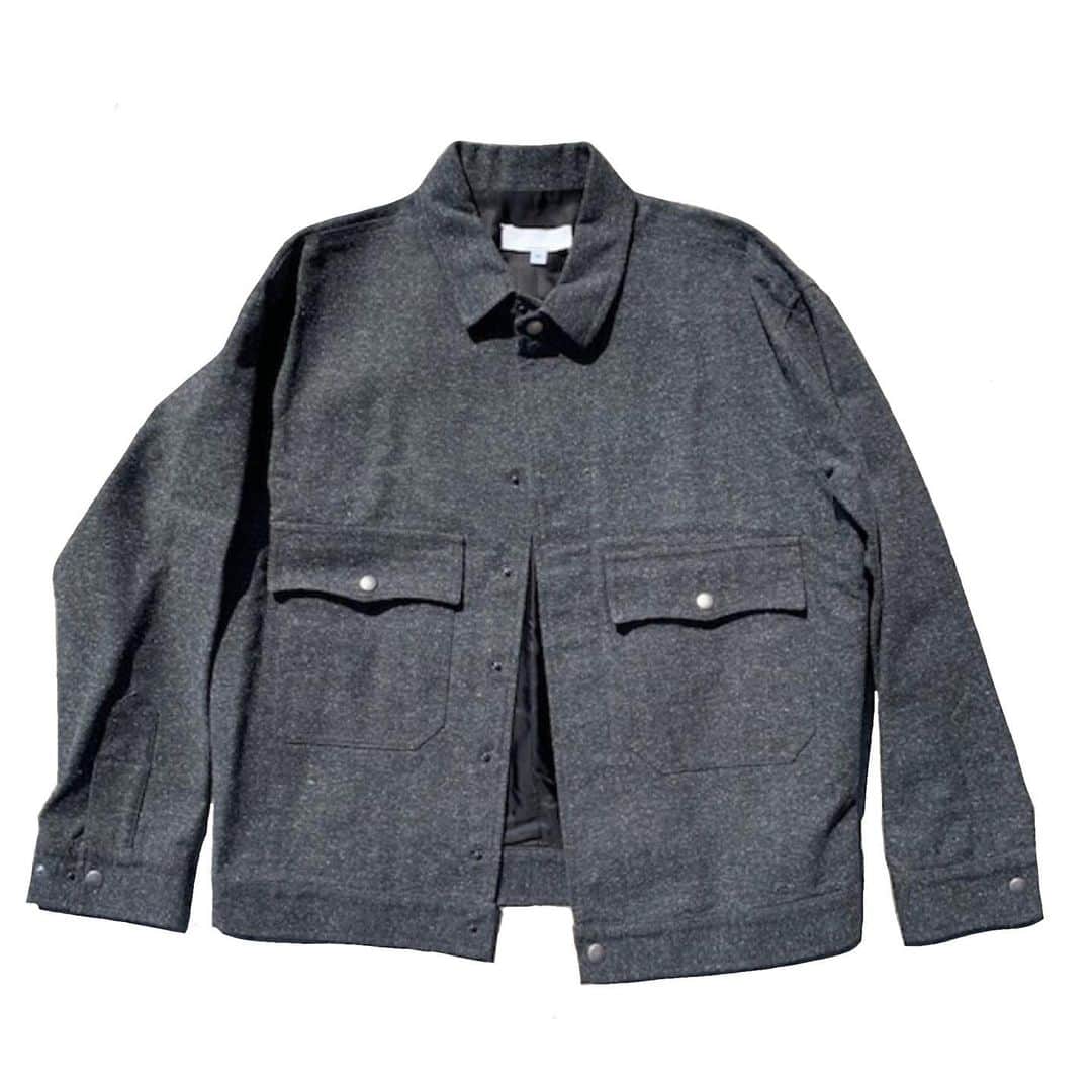 クラマー&スタウトのインスタグラム：「Carson jacket. Cotton denim twill tweed. Semi hidden snap placket. 2 front chest pockets with snap flaps. Snap cuffs. Fully lined. One off shown at Men’s Day fashion week New York. Size M.」