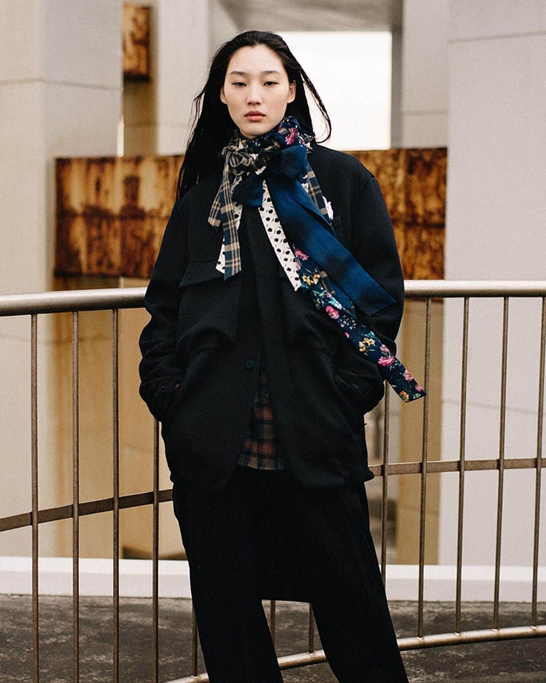 HYPEBEASTさんのインスタグラム写真 - (HYPEBEASTInstagram)「@hypebeaststyle: @facetasmtokyo continues to deliver on its striking design ethos with its latest Fall/Winter 2021 collection titled “+ New Documents.” Unisex layering pieces, sporting asymmetrical cuts make a significant proportion of the line, while oversized fits remain the backbone of the collection. Check out the full collection along with a 6-minute visual by hitting the link in bio.⁠⠀ Photo: Facetasm」2月9日 11時02分 - hypebeast