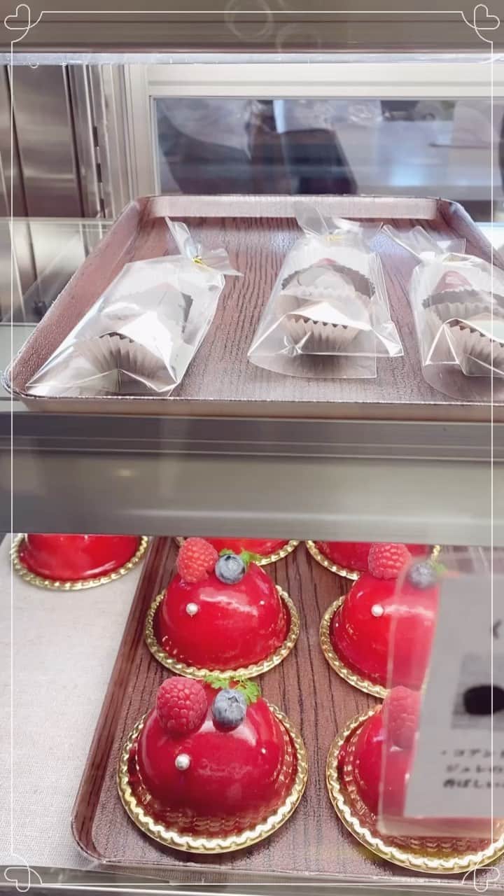 名古屋コミュニケーションアート専門学校_製菓調理のインスタグラム：「We are culinary〜ショップフェスタ 進級・卒業制作展〜洋菓子販売」
