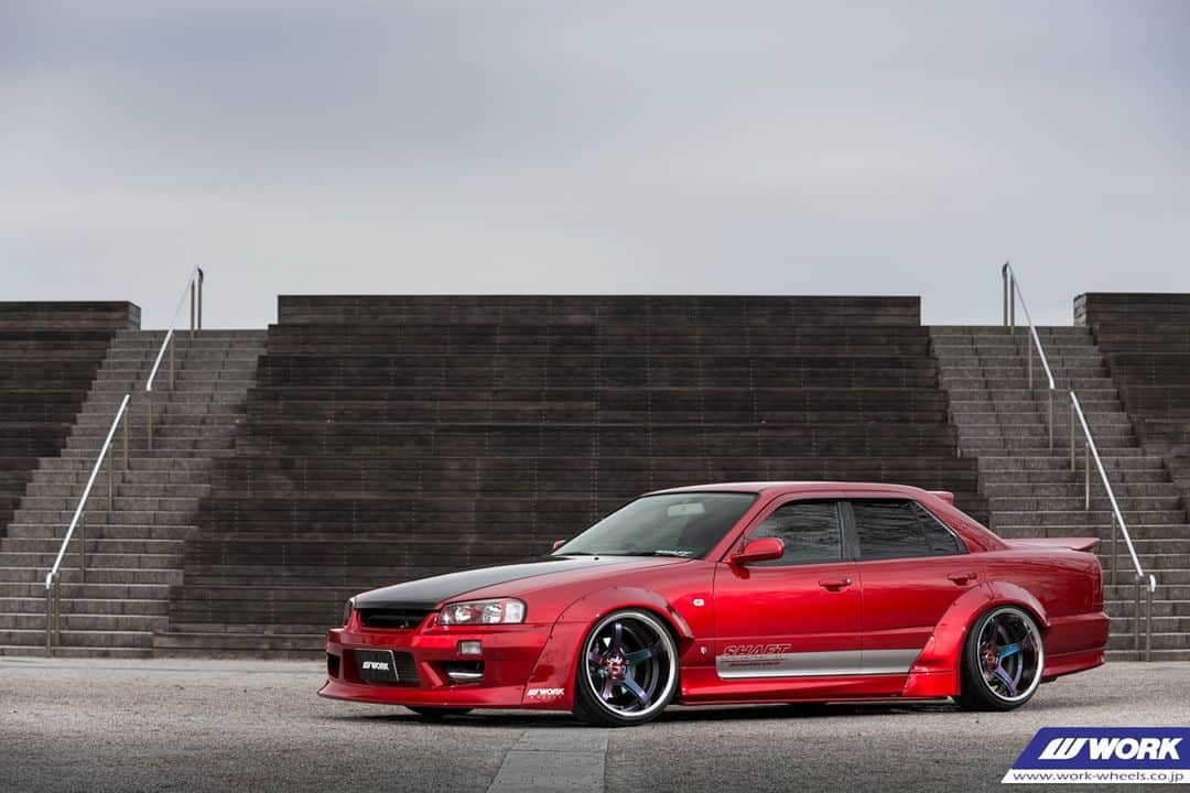 のインスタグラム：「SHAFT Nissan Skyline on WORK Emotion T5R2P (Asterism color ARK) #artofwheel #t5r2p」