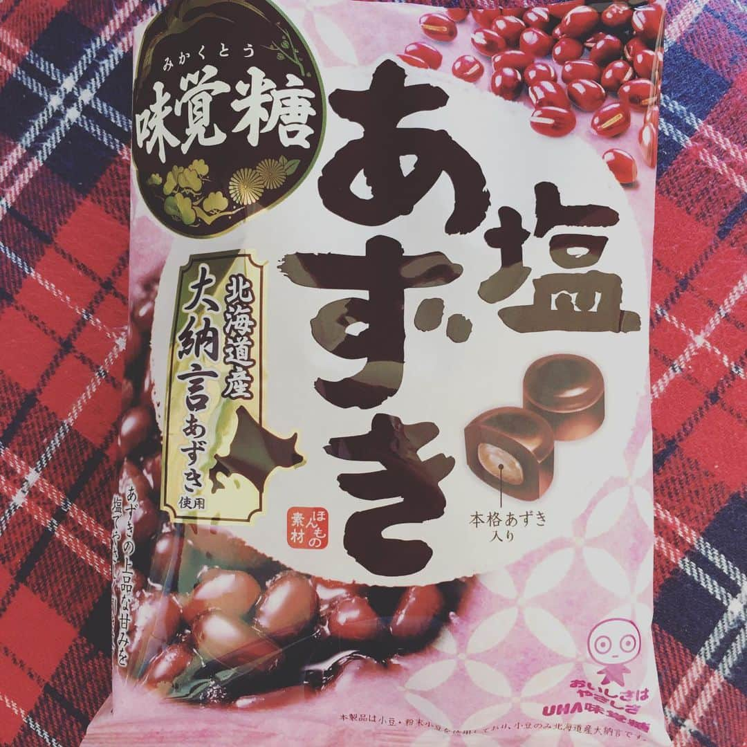 小林香織さんのインスタグラム写真 - (小林香織Instagram)「飴の域、超えてる。あんこ食べてるみたい(°_°) 美味しい😋 ・ ・ #飴 #candy #あんこ #あずき #塩あずき #uha味覚糖 #和菓子」2月9日 12時25分 - kaorindrums