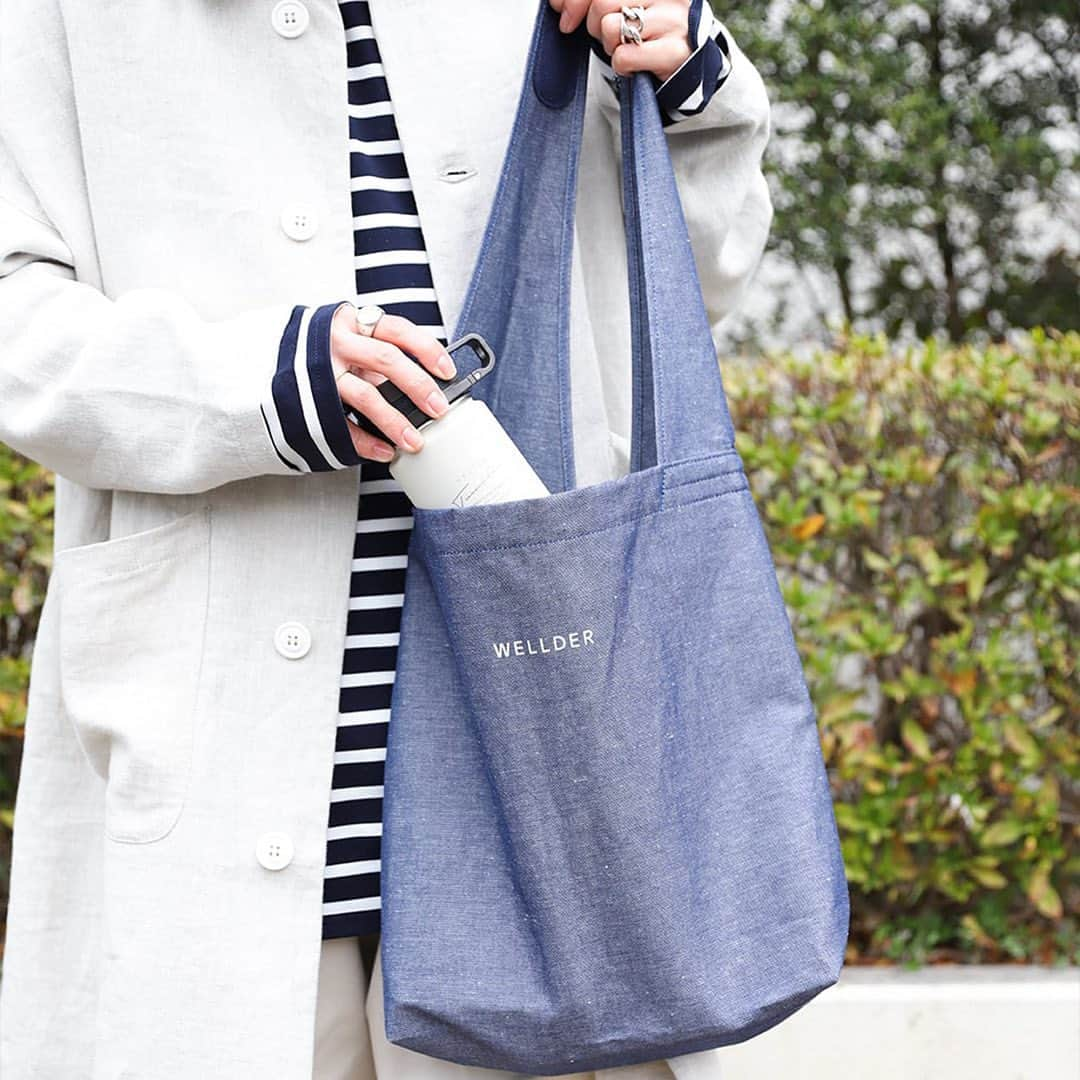 ARKnetsさんのインスタグラム写真 - (ARKnetsInstagram)「《 WELLDER×ARKnets 》﻿ ﻿ 2021SS EXCLUSIVE ITEM﻿ ﻿ WELLDERの「Packable Bag」をベースに、デニム素材で別注制作を依頼したスペシャルアイテム。A4サイズのものも楽々と入り、通勤・通学用や、買い物用などと、様々な日常生活で使用することができます。肩掛けはもちろん、斜め掛けでも使用可能。デニム素材なので、経年変化も楽しんでいただけるバッグとなっています。﻿ ﻿ ﻿ ■BRAND / WELLDER (ウェルダー)﻿ 《 ネーム（Name.）》の元デザイナー 清水 則之 氏が手掛ける新ブランド《 ウェルダー（WELLDER）》。《 オーラリー（AURALEE）》や《 キャプテン サンシャイン（KAPTAIN SUNSHINE）》などを展開するクリップクロップが運営。﻿ ﻿ ﻿ ﻿ 【  取り扱い店舗 】﻿ @noasark0265﻿ ﻿ ﻿ ■商品や通信販売に関しまして、ご不明な点がございましたらお気軽にお問い合わせください。﻿ -----------------------------------﻿ 【お問い合わせ】﻿ ARKnetsコールセンター﻿ TEL：028-634-1212 ( 営業時間 12:00～19:00 )﻿ ※店舗へ繋がりにくい場合には、こちらまでお問合せ下さい。﻿ -------------------------------------﻿ #WELLDER #ウェルダー #WELLDER21ss #arknets #noasark #栃木 #宇都宮セレクトショップ  #群馬 #高崎 #埼玉 #越谷 #セレクトショップ #別注 #limitededition #exclusive #PackableBag #コラボ #ファッション  #fashion #コーディネイト #メンズファッション #21ss #デニム #通勤 #通学用 #肩掛けバック #斜め掛けバック #デニム素材 #デニムバック #instafashion」2月9日 12時58分 - arknets_official