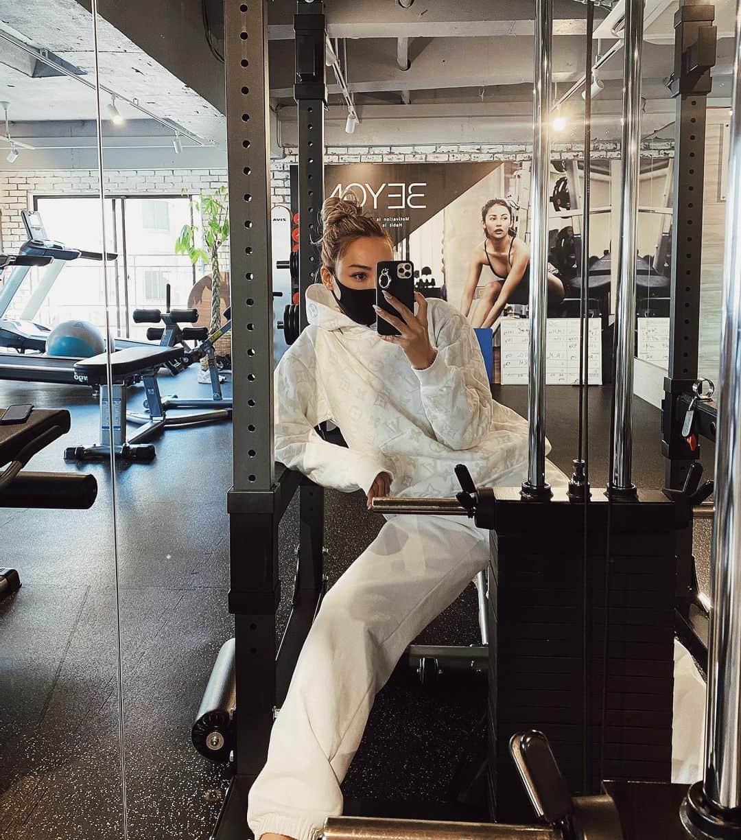 GENKINGさんのインスタグラム写真 - (GENKINGInstagram)「Iworked out for 2 hours at the gym today🔥　@beyond.akasaka 珍しく頑張れ続けられてる😂  #fitness #workout #gymlife #gym #beyondgym」2月9日 14時02分 - _genking_