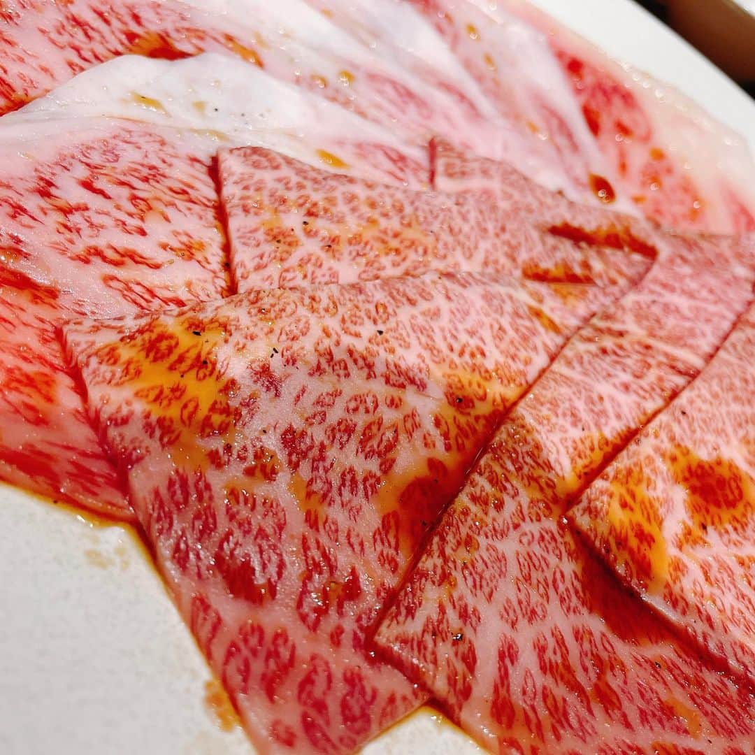 上原亜衣さんのインスタグラム写真 - (上原亜衣Instagram)「焼き肉週3すぎて 焼き肉垢作ろかな…。  肉しか勝たん😊  #うしごろ  #表参道」2月9日 14時10分 - ai_uehara_ex