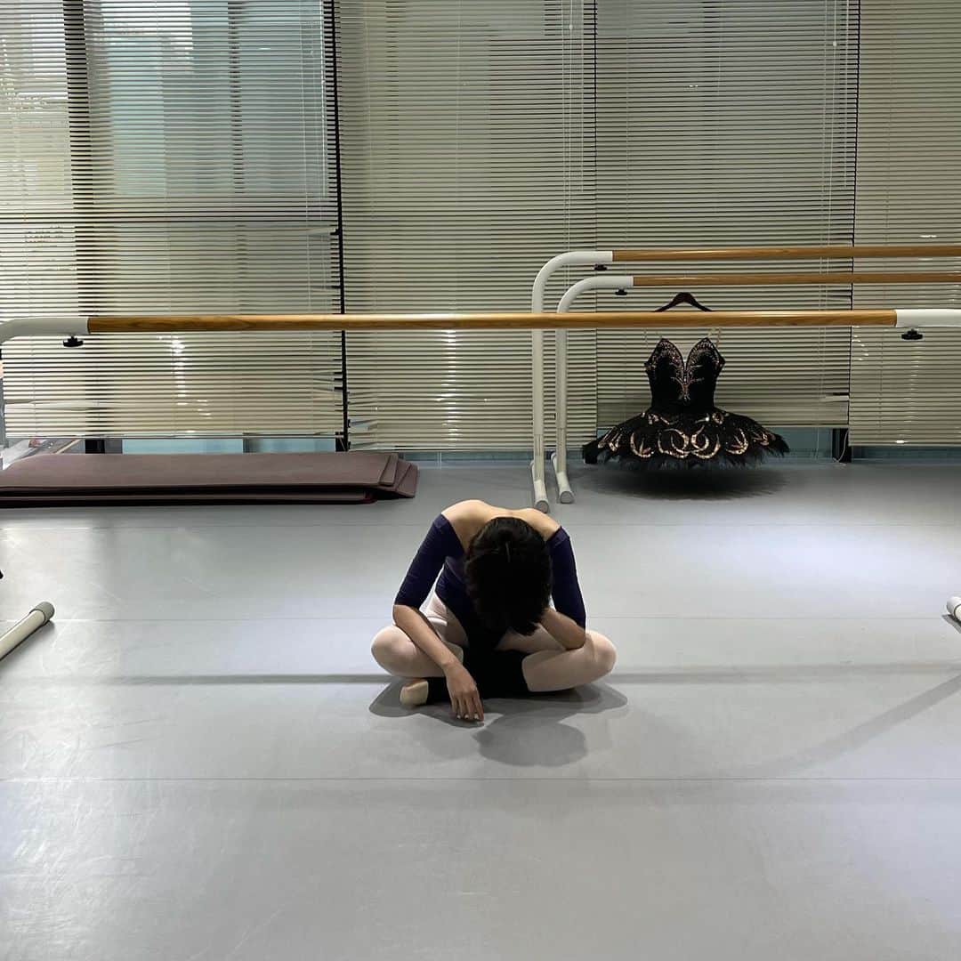 パク・ギュヨンさんのインスタグラム写真 - (パク・ギュヨンInstagram)「🩰💪🏻💪🏻 @muse_ballet 💪🏻💪🏻🩰」2月9日 14時21分 - lavieenbluu