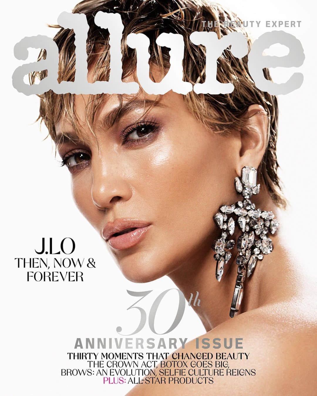 ニコラ・フォルミケッティのインスタグラム：「FRESH! She’s still Jenny from the block @jlo ✨thank you @allure for including me on this special anniversary issue // 📷 @daniellamidenge beautiful work 💋」