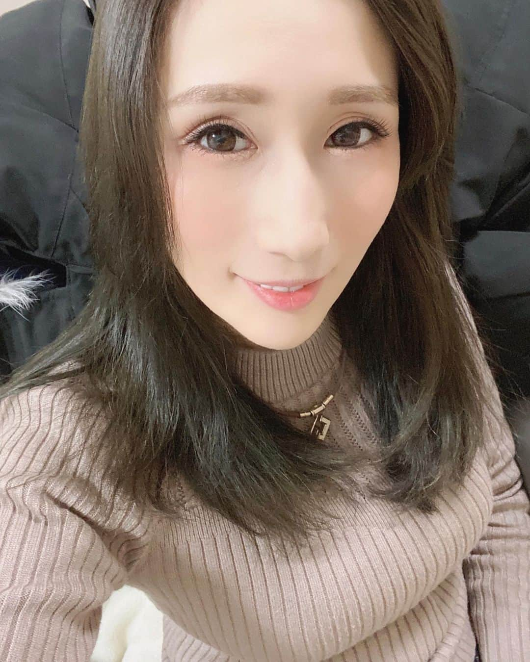 JULIAさんのインスタグラム写真 - (JULIAInstagram)「♡ おやすみ♪ Good night ✨ 晚安⭐️」2月10日 0時08分 - julia_cmore_official