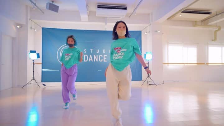 のインスタグラム：「先日行われた @banghana ちゃんプロデュースのdance camp💞 リクエストが多かったので久しぶりのNot shy🤍 早い時間から関西のみんなと沢山踊れて私自身とっても楽しかった☺️ 来てくれたみんなありがとう！ また早く一緒に踊れますように🥰  はなちゃん呼んでくれて、一緒に踊ってくれてありがとう✨ はなちゃんカラー満載でとっても温かいWSでした☺️  @kyoto_dance_alive  安心してWSが行えるよう、たくさん配慮して下さってありがとうございます😌  #notshy #itzy @itzy.all.in.us」