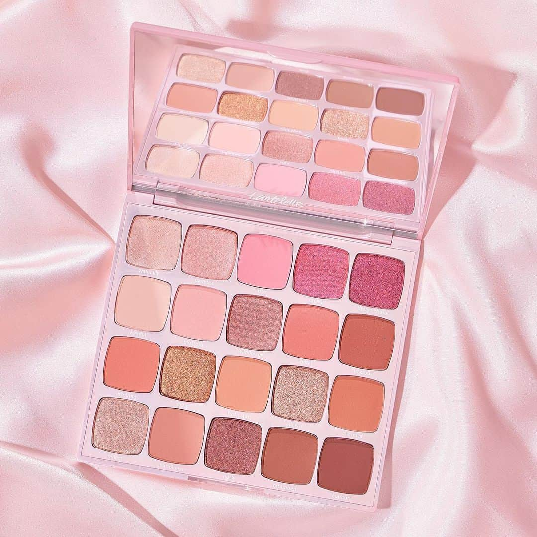 Tarte Cosmeticsさんのインスタグラム写真 - (Tarte CosmeticsInstagram)「The MOST romantic eyeshadow palette 💕 Our SUPERSIZE tartelette juicy eyeshadow palette is a mix of neutral, pink & plum shades powered by cult-favorite Amazonian clay for better, longer & truer wear 🌸 Shop now on tarte.com while supplies last! #crueltyfree #rethinknatural #claypowered」2月10日 0時57分 - tartecosmetics