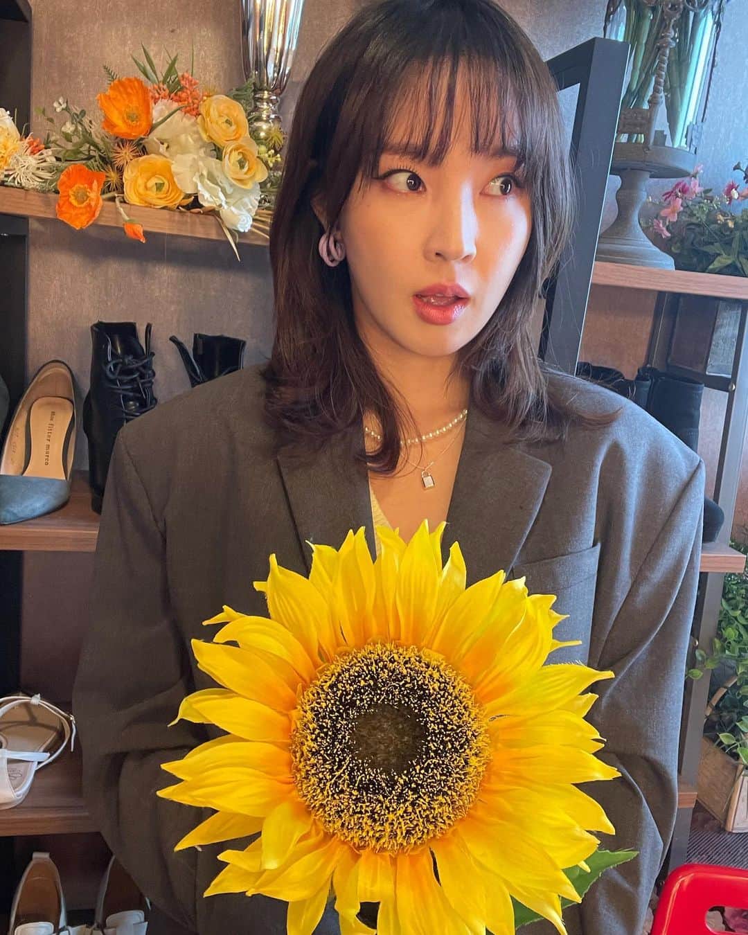 チョン・ジユンのインスタグラム：「🌻 바라기 서타일」