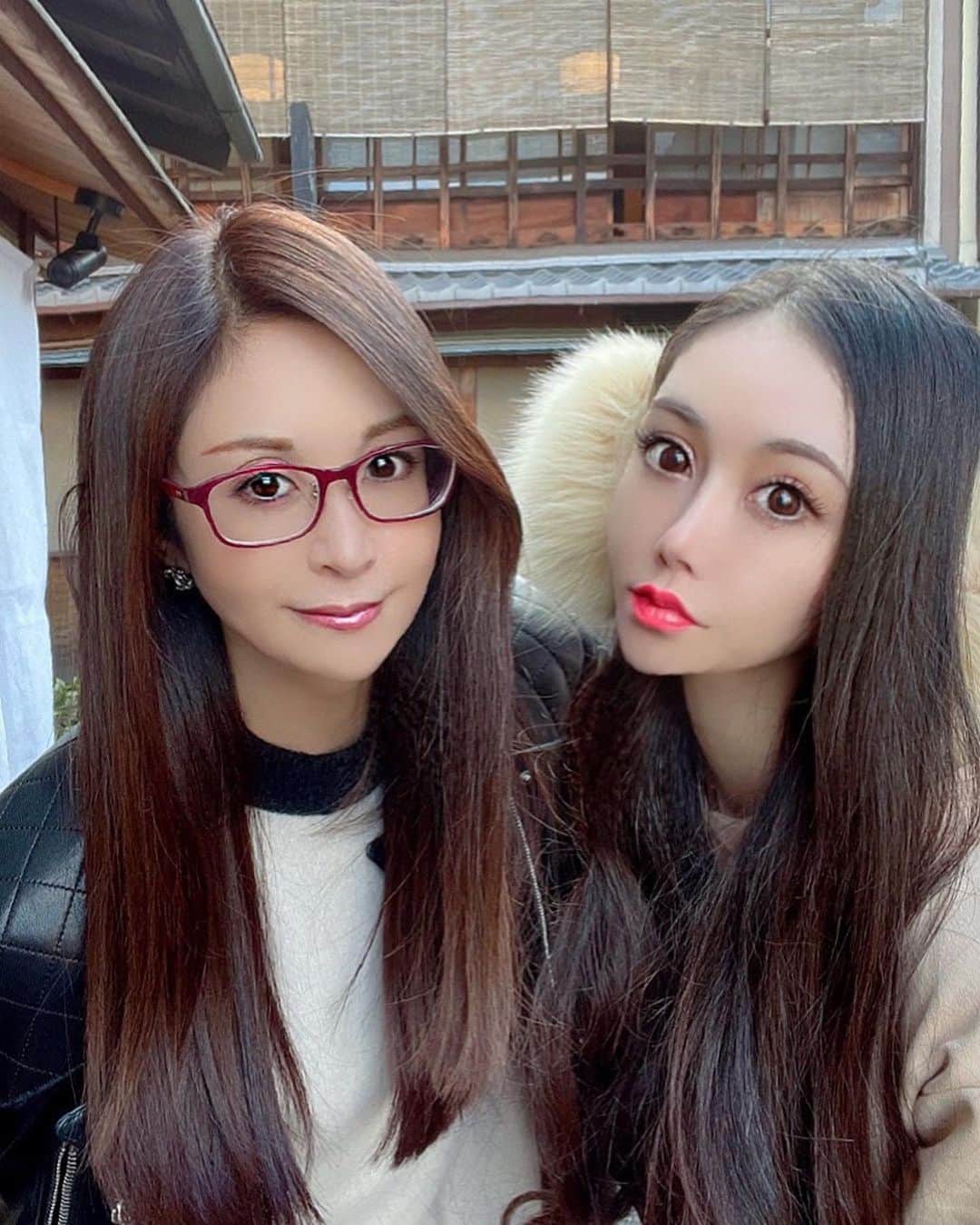 のインスタグラム：「やっちゃんと打ち合わせ兼ランチ女子会🥰🥰  #japan #日本 #kyoto  #京都 #先斗町 #lunch #lunchtime  #ランチタイム #韓国料理 #韓国料理屋さん #李南河  #お洒落 #本格的 #風情 #鴨川 #美食 #美食家 #mrsmsearthjapan  #打ち合わせ #お茶会 #3月10日  #開催予定 #場所 #京都市内 #詳細はまたお知らせします」