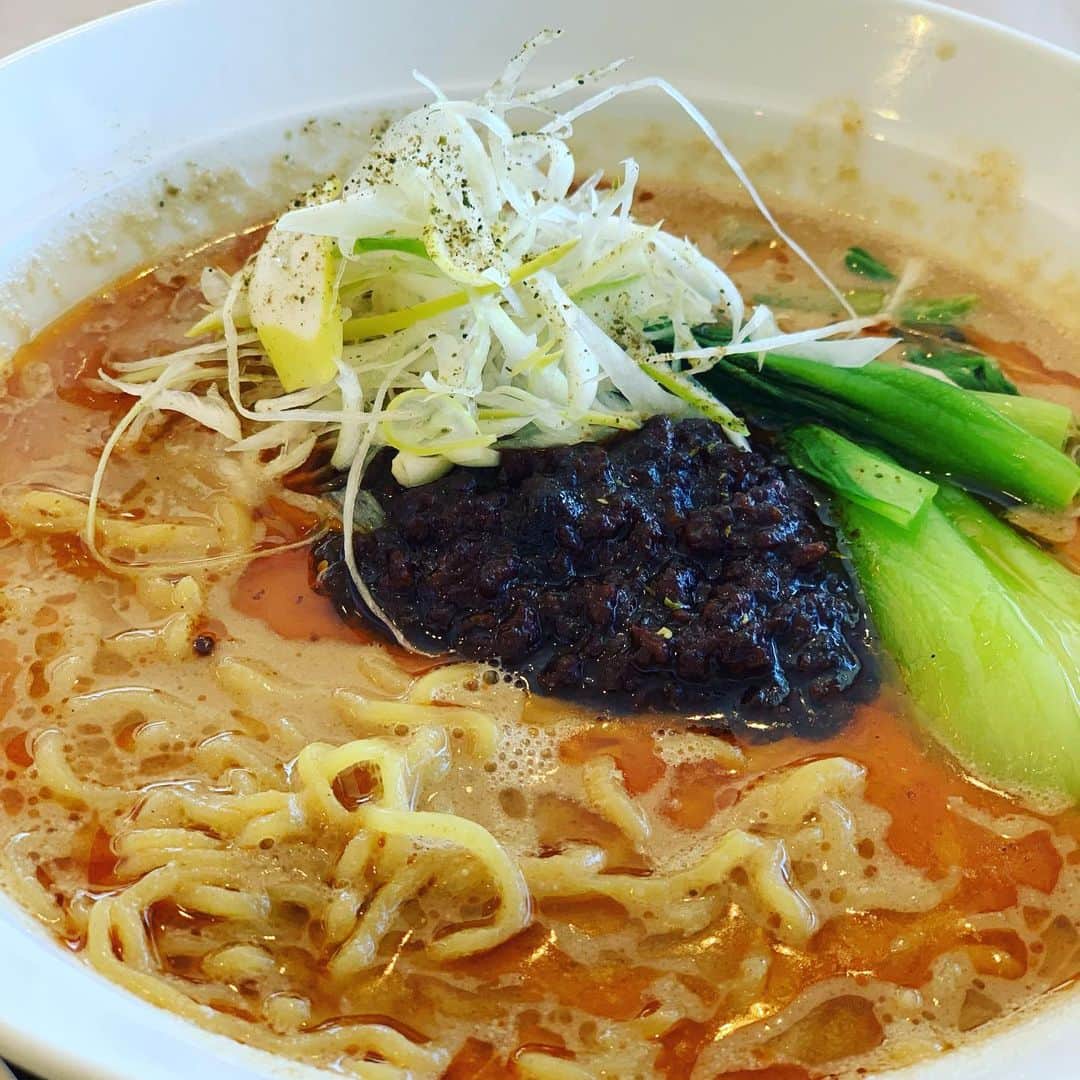 金村義明さんのインスタグラム写真 - (金村義明Instagram)「2月9日　ニク肉の日 太平洋相模肉カップ新ペリア すき焼き肉ゲットして高井戸美しの湯でサウナ入って汗💦絞り出して　　 18時ラジオ生放送スタート！」2月9日 17時15分 - yoshiaki_kanemura