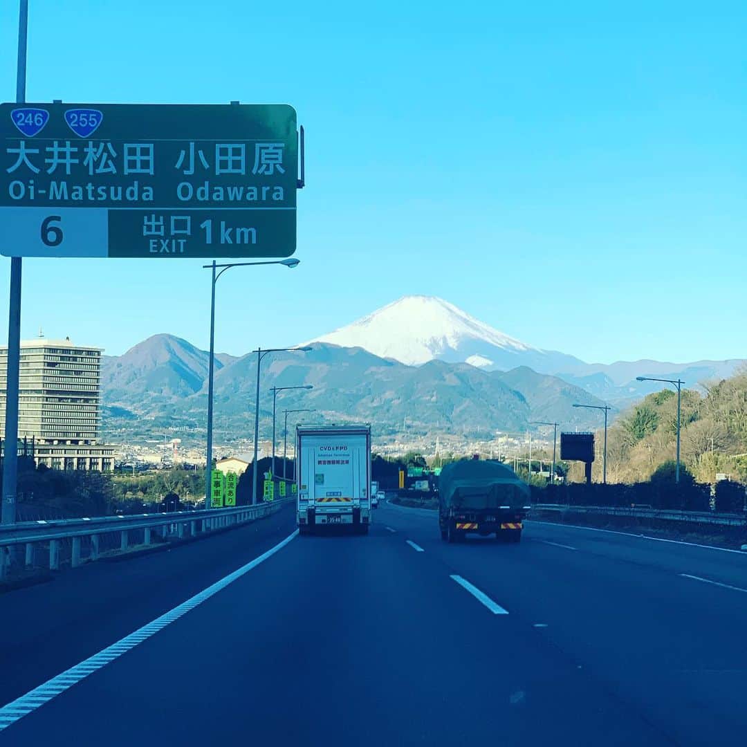 金村義明さんのインスタグラム写真 - (金村義明Instagram)「2月9日　ニク肉の日 太平洋相模肉カップ新ペリア すき焼き肉ゲットして高井戸美しの湯でサウナ入って汗💦絞り出して　　 18時ラジオ生放送スタート！」2月9日 17時15分 - yoshiaki_kanemura