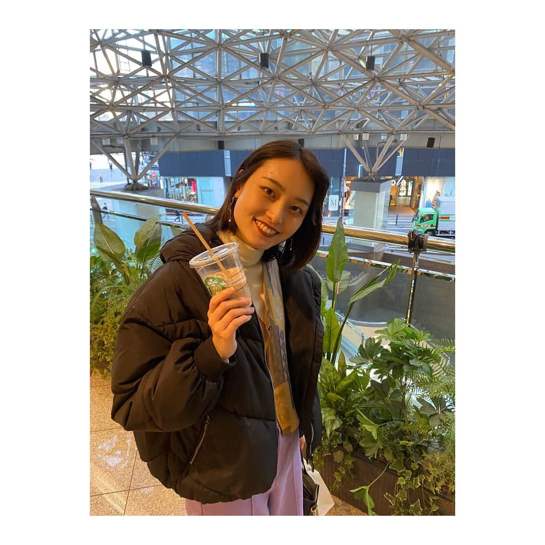 小川涼のインスタグラム：「WS帰りに… キメ顔するとすぐに笑っちゃう笑 たまには前髪無しもどうですか？  #写真撮るときだけマスク外してます  #小川涼」