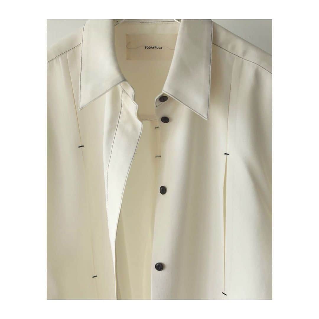lifes_officialさんのインスタグラム写真 - (lifes_officialInstagram)「IN STOCK  Pleats Oxford Shirts （ écru / cream ）  16.940-  #lifes #todayful #fashion」2月9日 18時03分 - todayful_