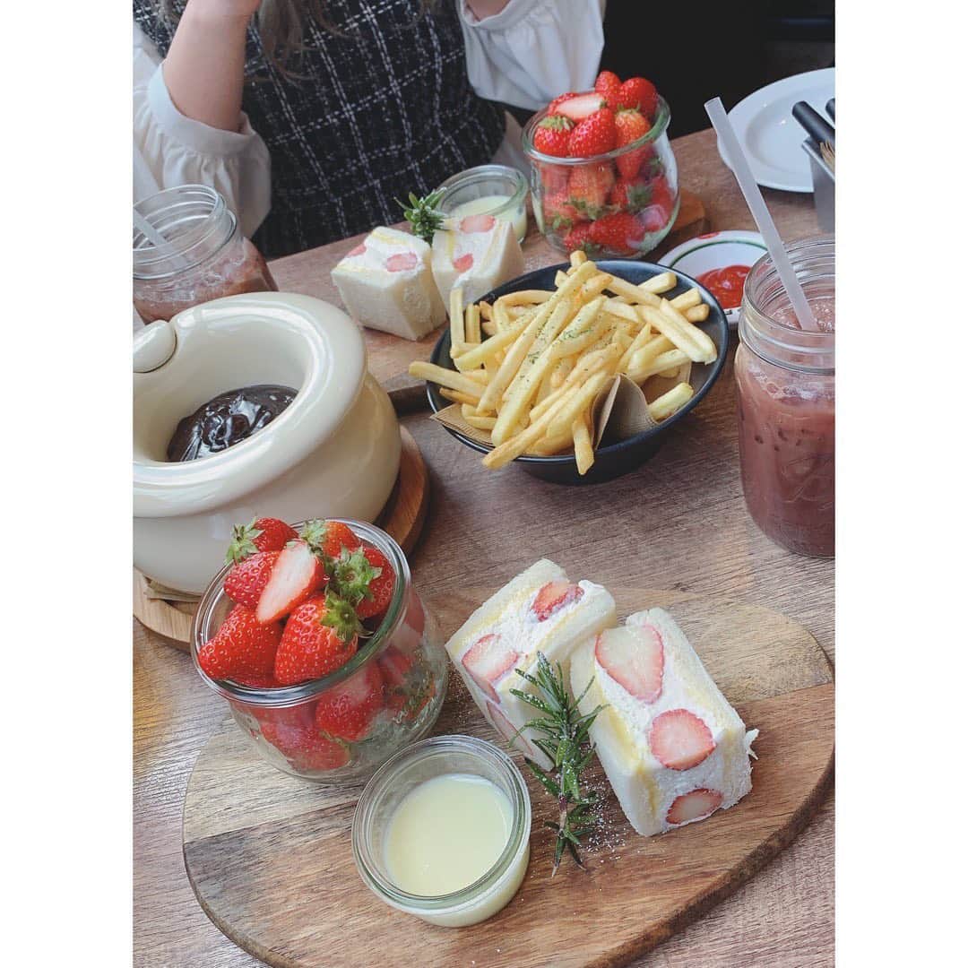 NANAのグルメインスタ