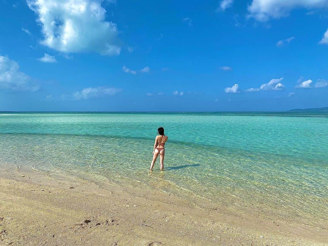 DJ mariennuのインスタグラム：「恋しい...💙 #okinawa #沖縄 #sea #竹富島」
