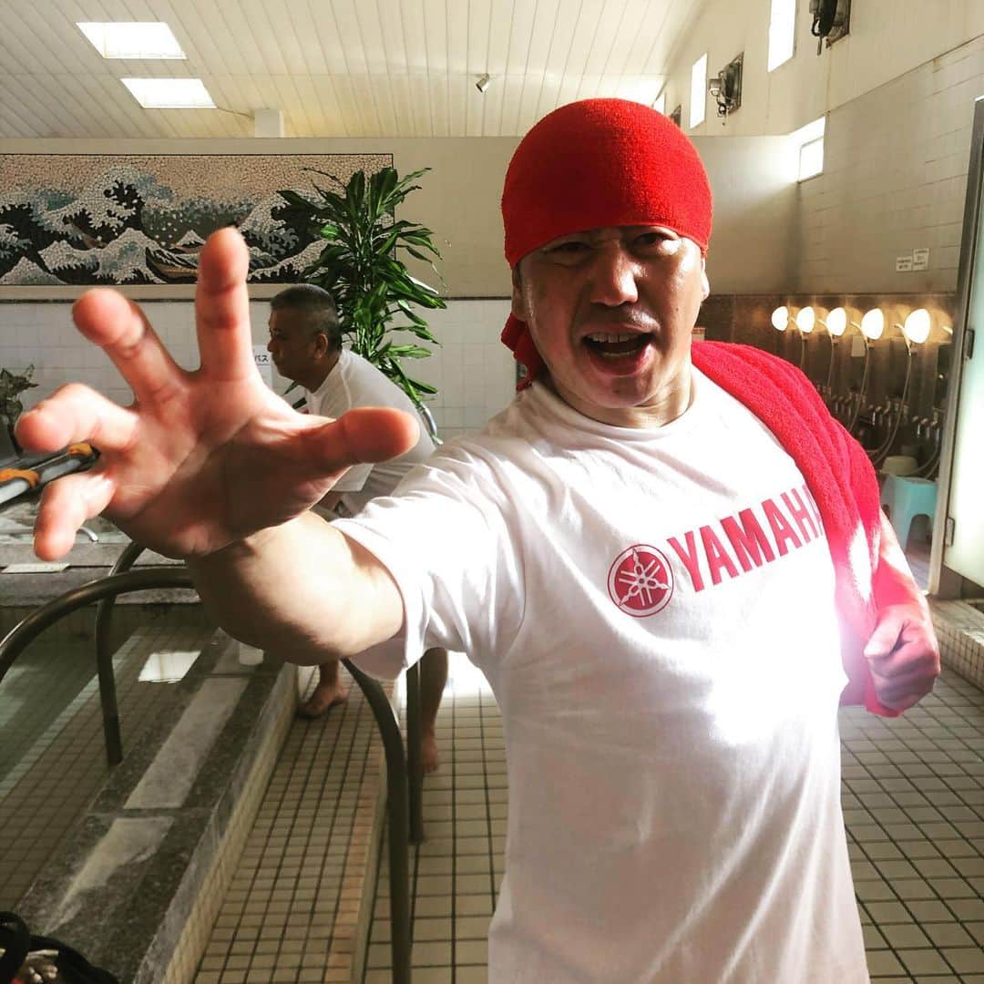 五箇公貴のインスタグラム：「「俺の風の話」by #井上勝正　 #サウナ　#熱波師　#サ道  #おふろの国  https://bunshun.jp/articles/-/38488」
