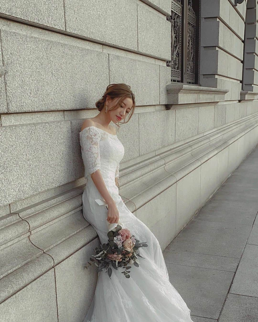 Kanna♡Ivyさんのインスタグラム写真 - (Kanna♡IvyInstagram)「Married again and again #weddingshoot 📸 @photo.wedding.style   #wedding #weddingdress #work #shooting #weddingphotography #weddingphoto #weddinghair #weddingstyle #ウェディングドレス #ウェディングフォト #前撮りヘア #花嫁 #撮影モデル #ブーケ」2月9日 19時38分 - kkkkkkanna