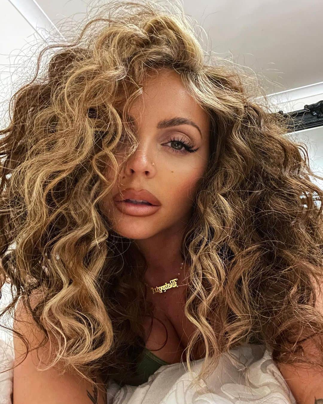 ジェシー・ネルソンのインスタグラム：「Baby girl 💛」