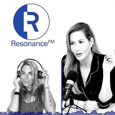 ローラ・プラデルスカのインスタグラム：「Today on @resonancefm we are joined by Melanie Jolicoeur aka @azaya.yoga ➖ Mel  has traveled, lived, taught and studied around the world the last 9 years.  She is an Holistic practitioner inspired by sound therapy, yoga therapy & philosophy, Ayurveda, herbalism, mindfulness, cognitive behavioural therapy(CBT), dance medicine and so much more   She has led wellness retreats, detox programs and inspirational yoga classes all over the globe. Extending my experience as a speaker, sharing love and light to serve humanity and create an uplifting outcome that will impact the vibration of this beautiful planet. Now thrilled to introduce FLYTHERAPY to the world🙏  ➡️ swipe to the left   🍥 @dvsbydesign75  My 📸 @adambrazierportraits  . . #holistichealing #yoga #cbt #instagood #radio #ayurveda #healing」