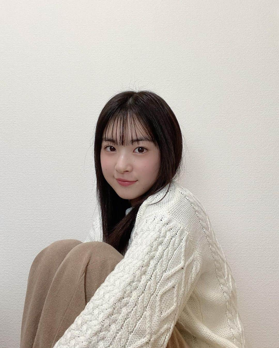 殿内虹風のインスタグラム：「本日2/9で16歳になりました！ みなさんいつもありがとうございます。 16歳！頑張っていきます！  #殿内虹風」