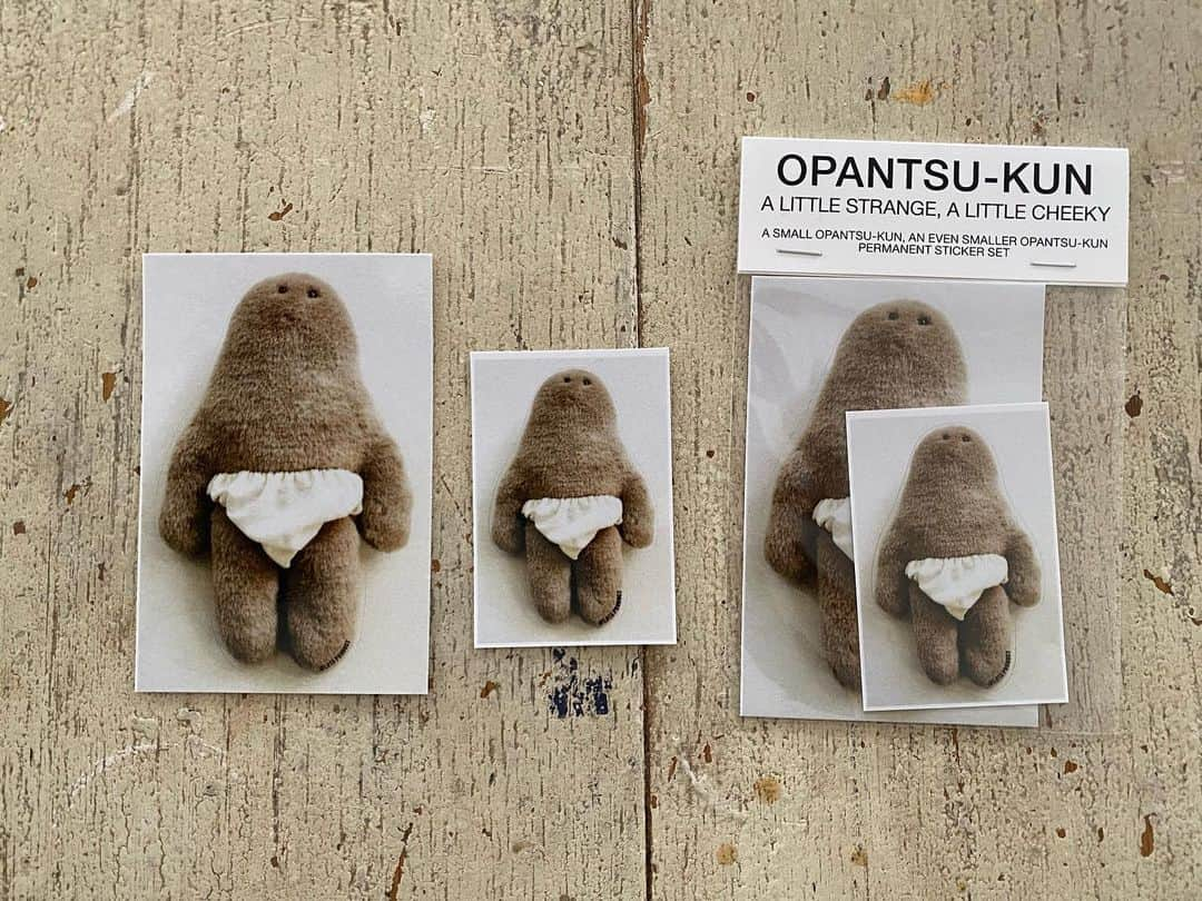 ハミルさんのインスタグラム写真 - (ハミルInstagram)「. . 【　おぱんつくん、明日。】 . おぱんつくん、明日発売. . 10時ー、 JINNAN HOUSE の、 Online Store、店頭で発売開始. @jinnan.house  . なんかね、たまらん姿. 優しい気持ちになる。 . 香菜ちゃん　@kanako.lotaproduct に 会った時みたいに、ふんわりできる。 . 全国の本屋さんなどもお問合せください😊 . #おぱんつくん #香菜子 #若芽舎 #jinnanhouse」2月9日 20時10分 - haruhamiru