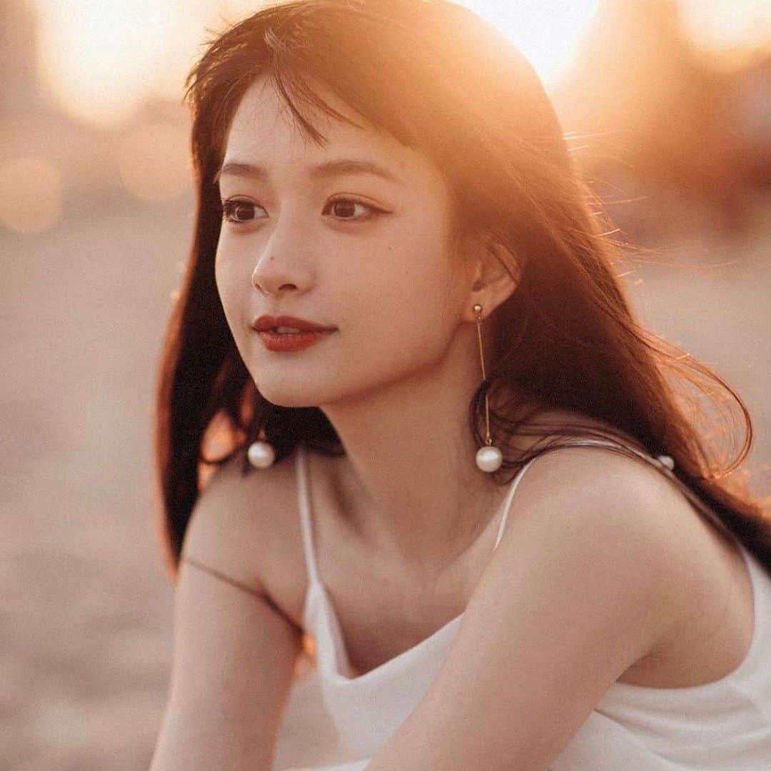 星來のインスタグラム：「外国人×国宝級美人。 #外国人 #国宝級美人 #美しい #夕日 #いいね返し #インスタ映え #instagood #instalike #f4f #l4l #likeforlikes #likeforfollow #いいねした人全員フォローする #お洒落さんと繋がりたい #美男美女と繋がりたい」