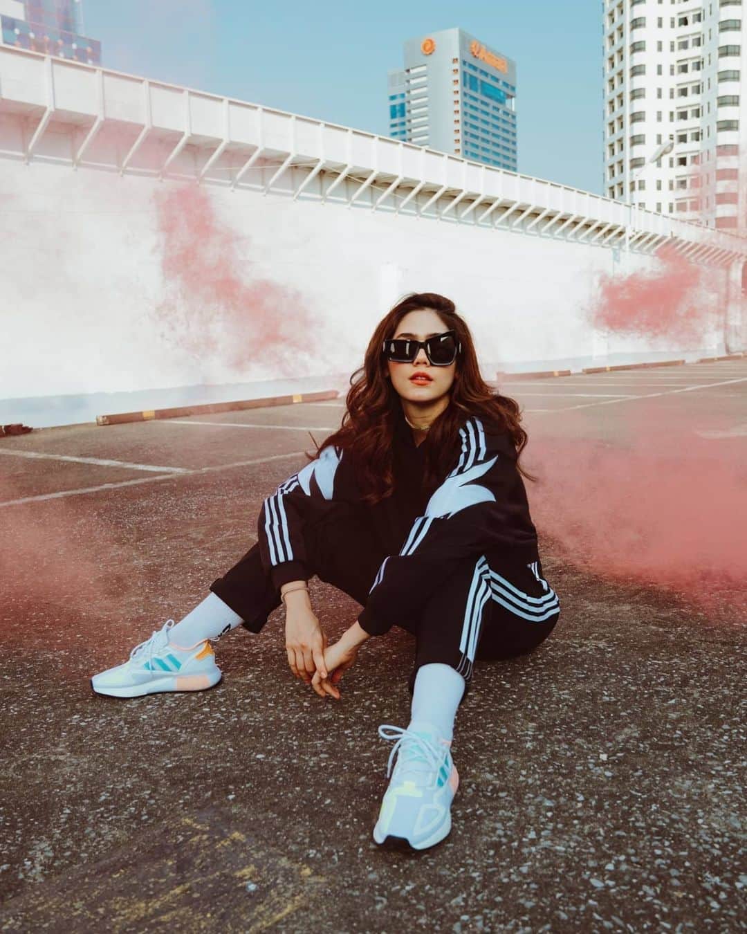 Araya Alberta Hargateのインスタグラム：「#adidasThailand  #adidasoriginals  #ZX #Createdwithadidas」