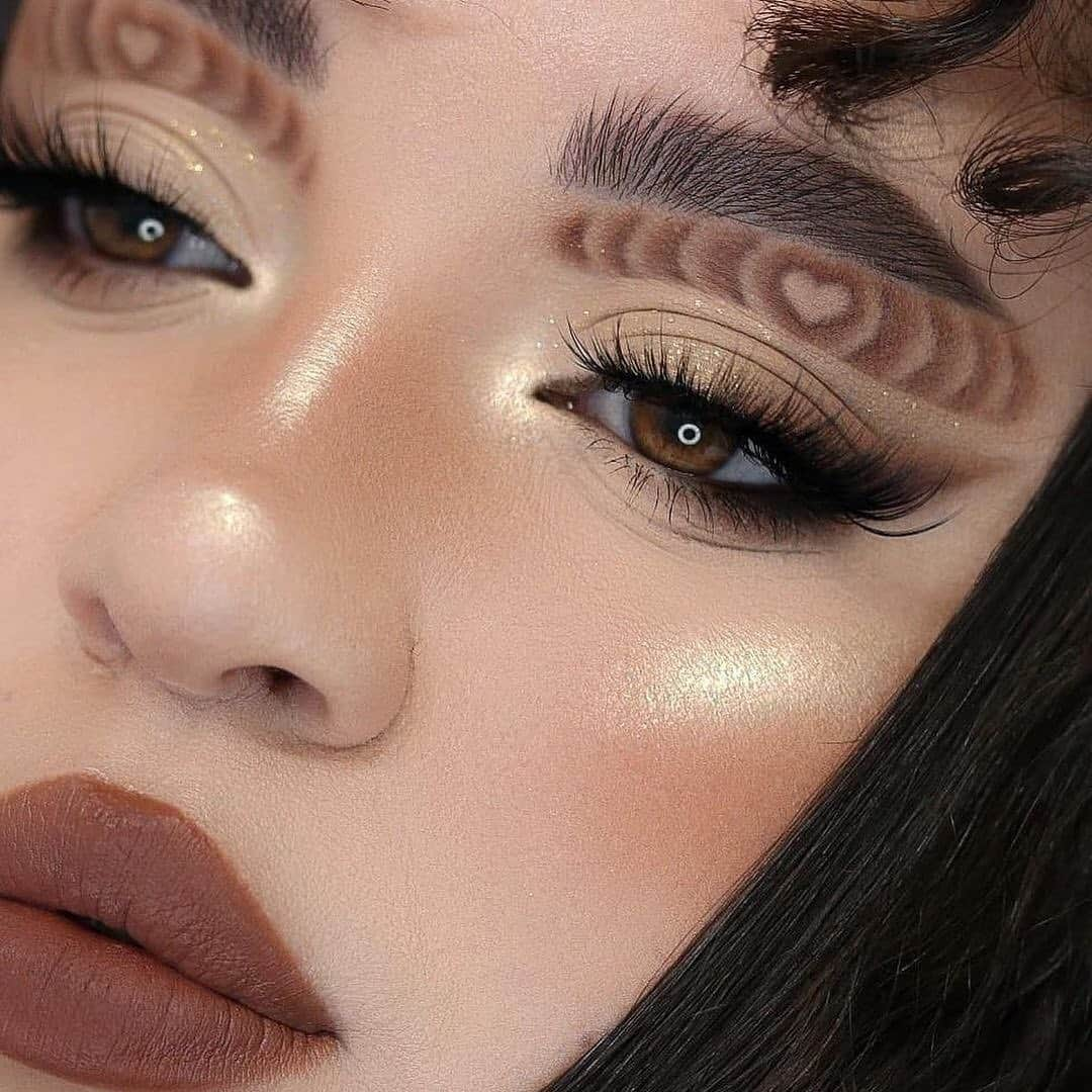 Huda Kattanさんのインスタグラム写真 - (Huda KattanInstagram)「Brown Rainbow Hearts🤎🌈 Swipe through and comment below your fave!😍👉 repost @hudabeautyshop   1. @sincerely_mels - #FauxFilter Luminous Matte in Dulce De Leche 2. @fuentes_legna - Last Night Power Bullet 3. @maryandpalettes - #FauxFilter Luminous Matte in Cashew + Nude Rich Obsessions 4. @jennseren - #HudaBeautyTantour in shade Medium」2月9日 21時28分 - hudabeauty