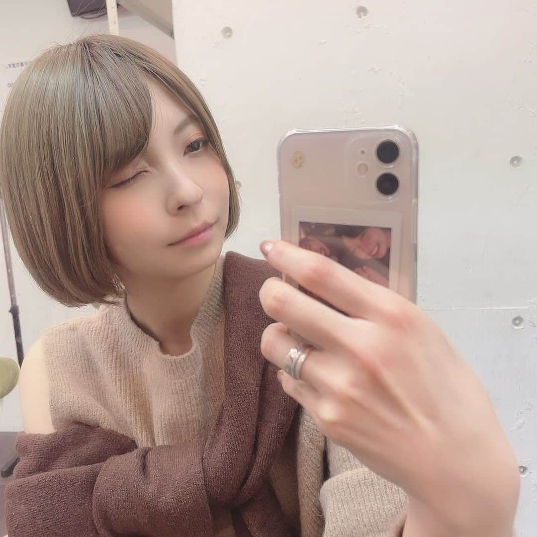 草場愛さんのインスタグラム写真 - (草場愛Instagram)「今日の服お気に入りなんだー。 肩あいてるの。 全身撮ってないや。 . . #サロモ #サロンモデル #ポートレート  #撮影 #撮影モデル#被写体 #被写体モデル #被写体依頼受付中 #モデル #model #女優 #actress」2月9日 21時32分 - manami_k1017