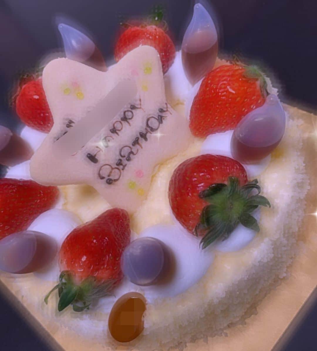 中野みやびのインスタグラム：「おじ様の誕生日なの☺️  #ハッピーバースデー #birthday #happybirthday #誕生日 #おめでとう #お誕生日 #happy #チーズケーキ #cheesecake #cheese #cake #中野みやび #みやび」