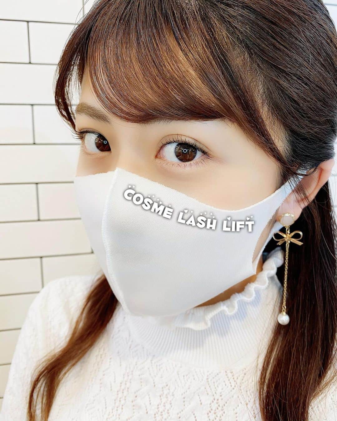 長澤佑香さんのインスタグラム写真 - (長澤佑香Instagram)「﻿ ドアップ失礼します🤭﻿ この間 #コスメラッシュリフト をして﻿ まつ毛ばっちり上げてもらいました👀﻿ 今回も @cupido_eyelash の﻿ るりさん @t_a_cupido 👏🏻﻿ ありがとうございました🧡﻿ ﻿ まつ毛に優しいコスメラッシュリフト✨﻿ まつ毛は子供の頃から長いね！多いね！﻿ と褒めて貰える事が多いのでこれからも﻿ 大事にしていきたい🥺✊🏻﻿ ﻿ 紹介カードあるのでまつパ、まつエク﻿ したいお友達がいたら言ってね🤗♡﻿ ﻿ #まつ毛 #まつ毛パーマ #ラッシュリフト﻿ #コスメラッシュリフト #三軒茶屋 #美容﻿ #eyelashsalon #sangenjaya」2月9日 21時45分 - ykngsw