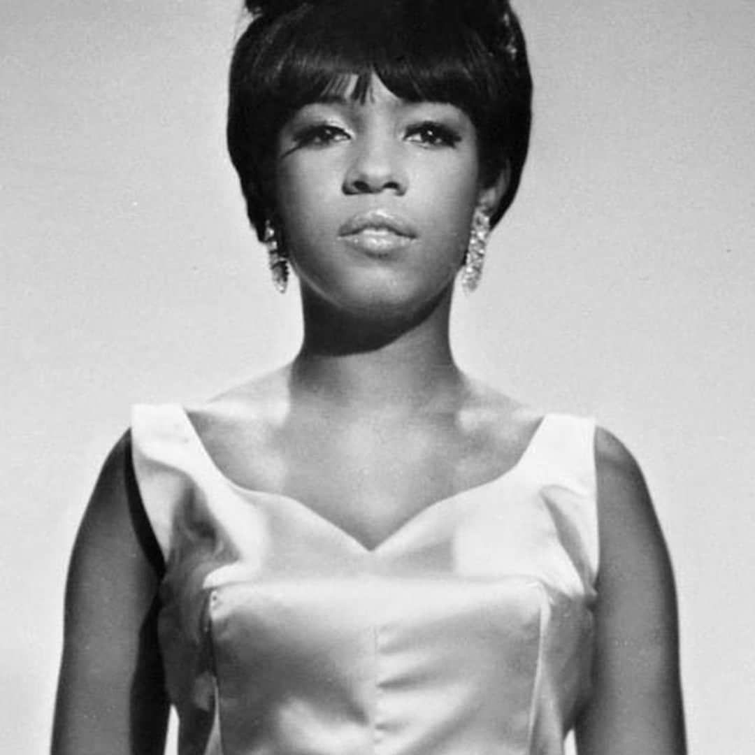 アンディー・コーエンさんのインスタグラム写真 - (アンディー・コーエンInstagram)「RIP to the original Supreme Mary Wilson.  She was known as “the sexy one” but she was much more, and worked til the end to preserve the group’s incredible legacy in the music world and in history.  I hope she’s upstairs having a Supreme Reunion with Flo today.... #Supreme #Dreamgirl #BabyLove」2月9日 21時51分 - bravoandy