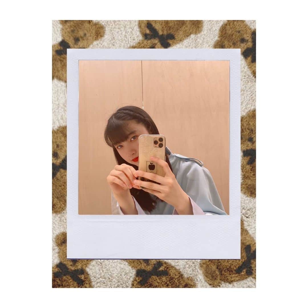 ukka【公式】さんのインスタグラム写真 - (ukka【公式】Instagram)「鏡。﻿ ﻿ #ukka #芹澤もあ #茜空 #鏡 #instagram」2月9日 22時31分 - _ukka_official