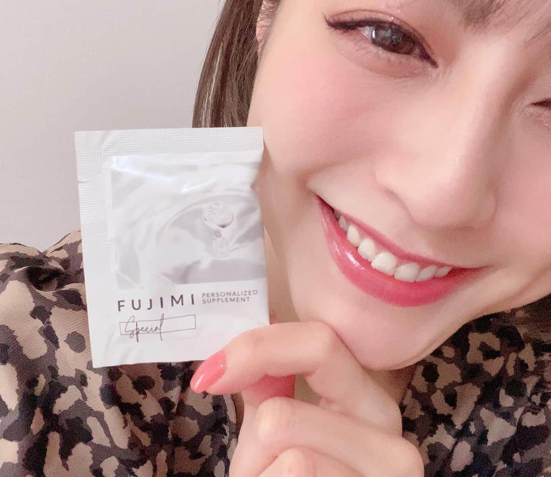 杉本有美さんのインスタグラム写真 - (杉本有美Instagram)「@fujimi_official  の自分だけのパーソナライズサプリメント。 飲み続けて5ヶ月。 まわりから肌綺麗と言われる回数が増えました😆 嬉しいー♥️  皆様も是非チェックしてみてね🌸  #pr #fujimi #美容　#パーソナライズサプリ #パーソナライズマスク」2月9日 22時39分 - sugimotoyumi_official