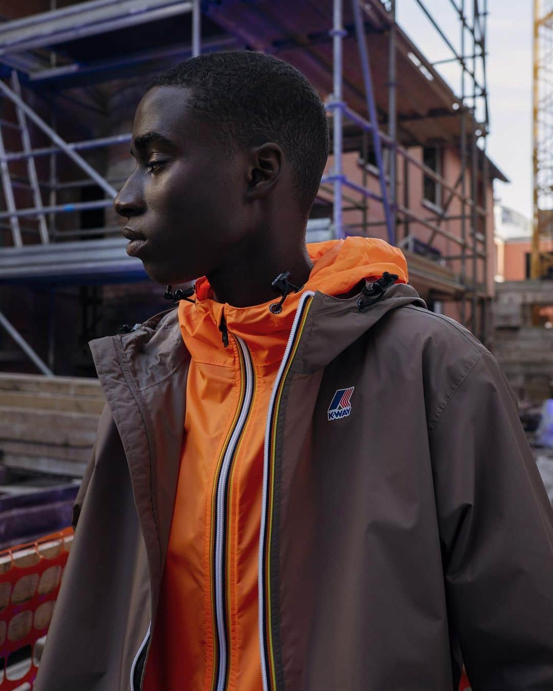 のインスタグラム：「Water repellent and breathable, but most of all eye-catching thanks to their bright colors! 🌈 K-Way Le Vrai, constructed to be perfect in your free time.  #KWAY」