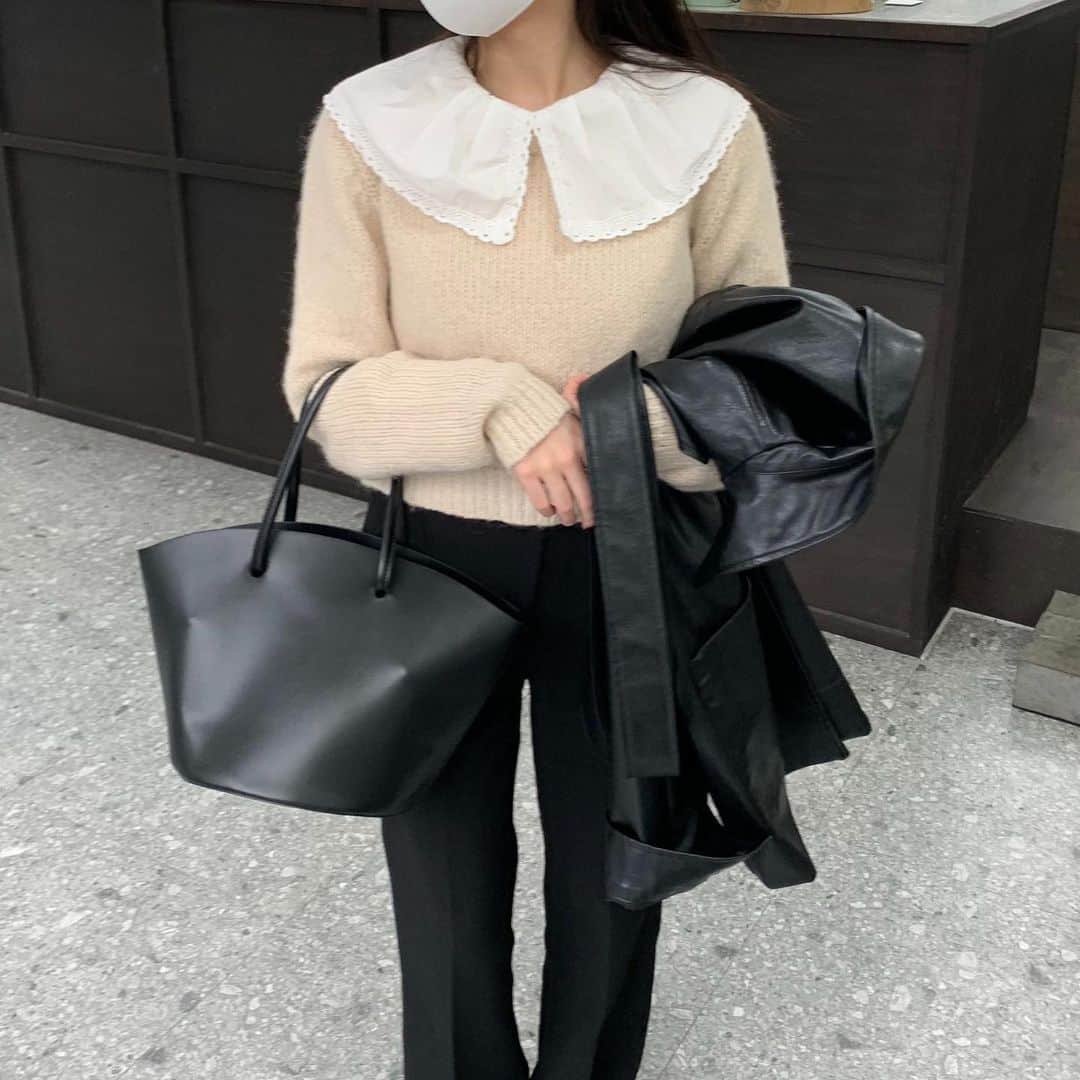 ➕NACOのインスタグラム：「🖤🤍」