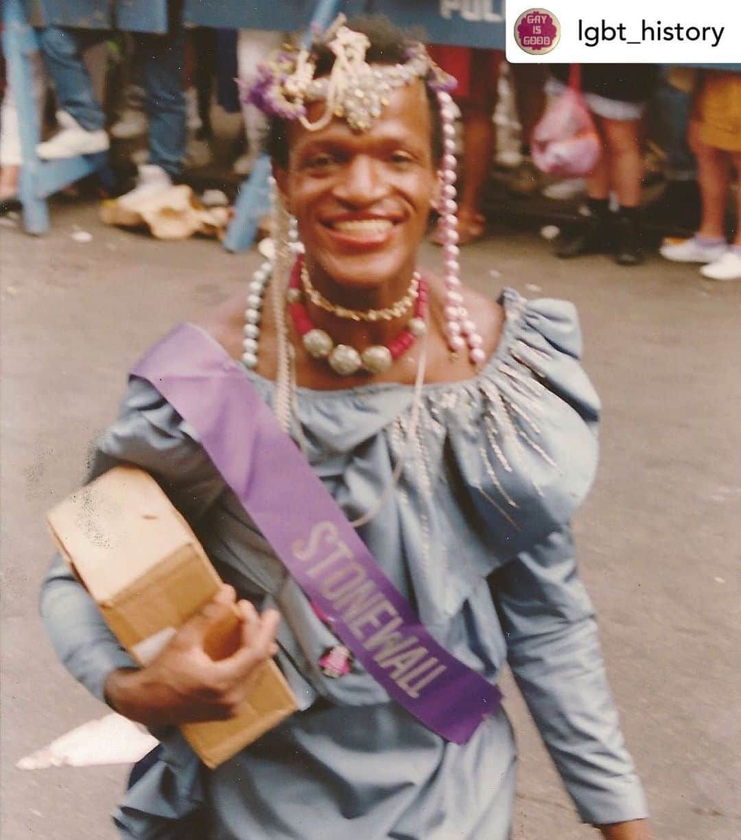 サラ・ラミレスのインスタグラム：「#BlackHistoryMonth  #LGBTHM21  #blackTRANSlivesmatter  #TransRightsAreHumanRights   Organizers, activists, and advocates on the ground have always been the truest heroes in these culture wars. Grateful to them all. I trust you’re paying attention to where support is urgently needed.💪🏽♥️  • #RG @lgbt_history “We want to see all gay people have a chance, equal rights, as straight people in America. We don’t want to see gay people picked up on the streets for things like loitering or having sex or anything like that. S.T.A.R. [Street Transvestite Action Revolutionaries] originally was started by the president, Sylvia Lee Rivera, and Bubbles Rose Marie, and they asked me to come in as vice president. S.T.A.R. is a very revolutionary group. We believe in picking up the gun, starting a revolution if necessary. Our main goal is to see gay people liberated and free. We’d like to see our gay brothers and sisters out of jail and on the streets again.” - Marsha P. Johnson, 1970.  Picture: Marsha P. Johnson, Christopher Street Liberation Day, New York City, c. 1983. Photo by Randy Wicker. #HavePrideInHistory #BlackHistoryMonth #BlackLivesMatter」