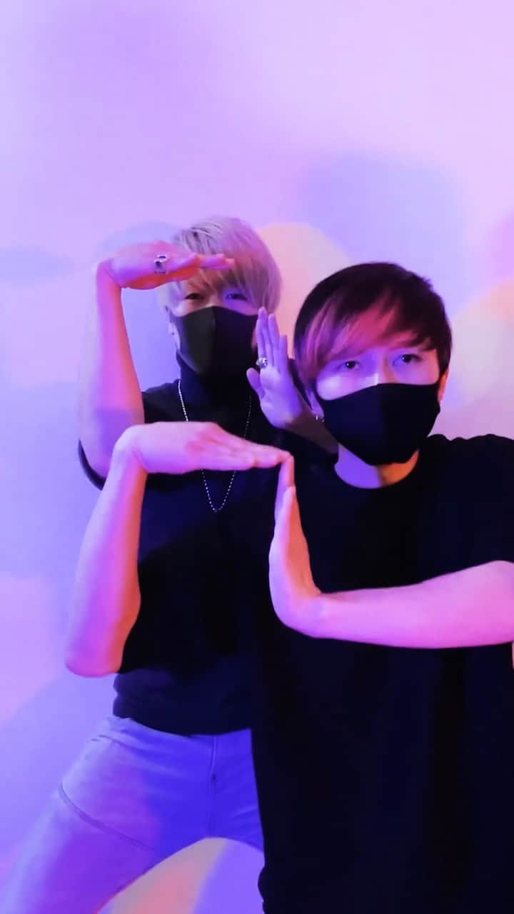 RYOGA -XTRAP-のインスタグラム：「Tutting relay 👾 by @xtrap.official 🧤」