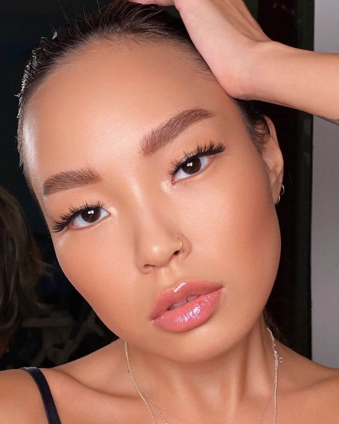 Too Facedのインスタグラム：「Crushin' on @inngenue 💓😍 She wears our Lip Injection Maximum Plump! #regram #toofacedambassador #toofacedlipinjection #toofaced」