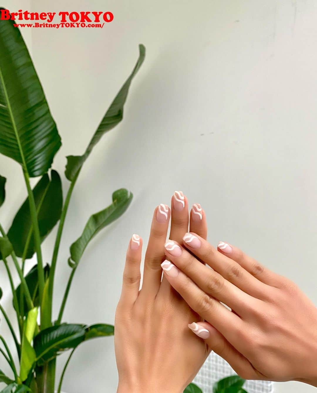 Britney TOKYOさんのインスタグラム写真 - (Britney TOKYOInstagram)「🌱 @rolaofficial   #nailart #nails #art #fashion  #britneytokyo」2月10日 10時00分 - britneytokyo