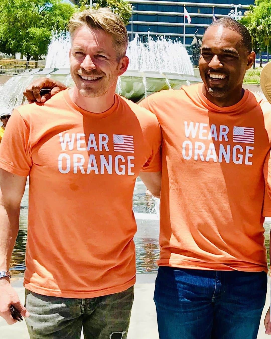ショーン・マグワイアのインスタグラム：「There’s few people on this planet I love respect and look up to more than this man @jasonwinstongeorge Thanks for showing the rest of guys how it’s done right and happy birthday brother. #wearorange #stopgunviolence」