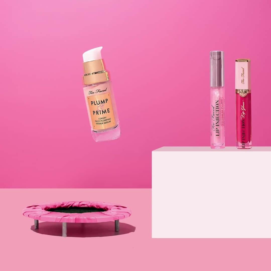 Too Facedのインスタグラム：「Skip the needles and plump the easy way. 😉 Plump, fill, and lift like never before with our Plump & Prime, Lip Injection Maximum Plump, and Lip Injection Lip Gloss! 💖 Available @ultabeauty. #toofaced」