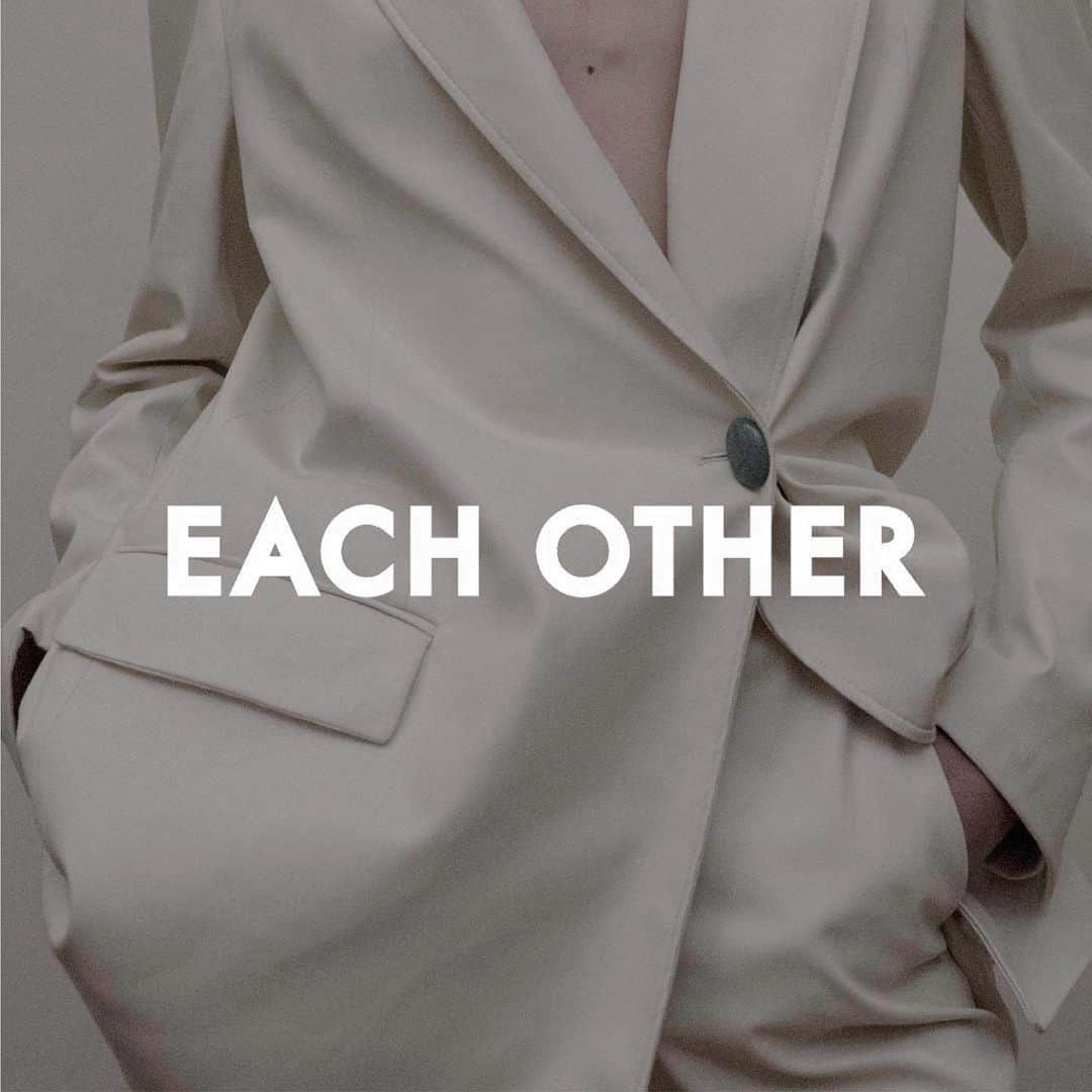 イーチ x アザーのインスタグラム：「VEGAN LEATHER SUIT WITH MALACHITE STONE BUTTON also good for the soul」