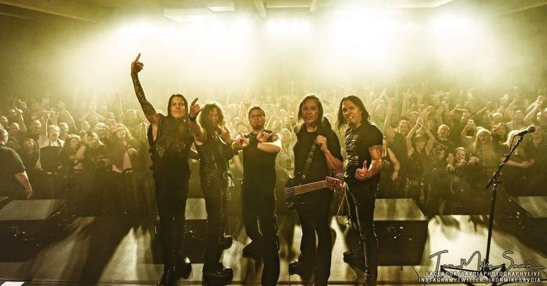 Queensrycheさんのインスタグラム写真 - (QueensrycheInstagram)「At Clearwater Casino in Suquamish, Washington (photo credit Savoia Concert & Event Photography) #queensryche #theverdicttour #washington #theryche #bandofbrothers #memories #doyourememberliveshows #wemissyouall」2月10日 2時26分 - queensrycheofficial