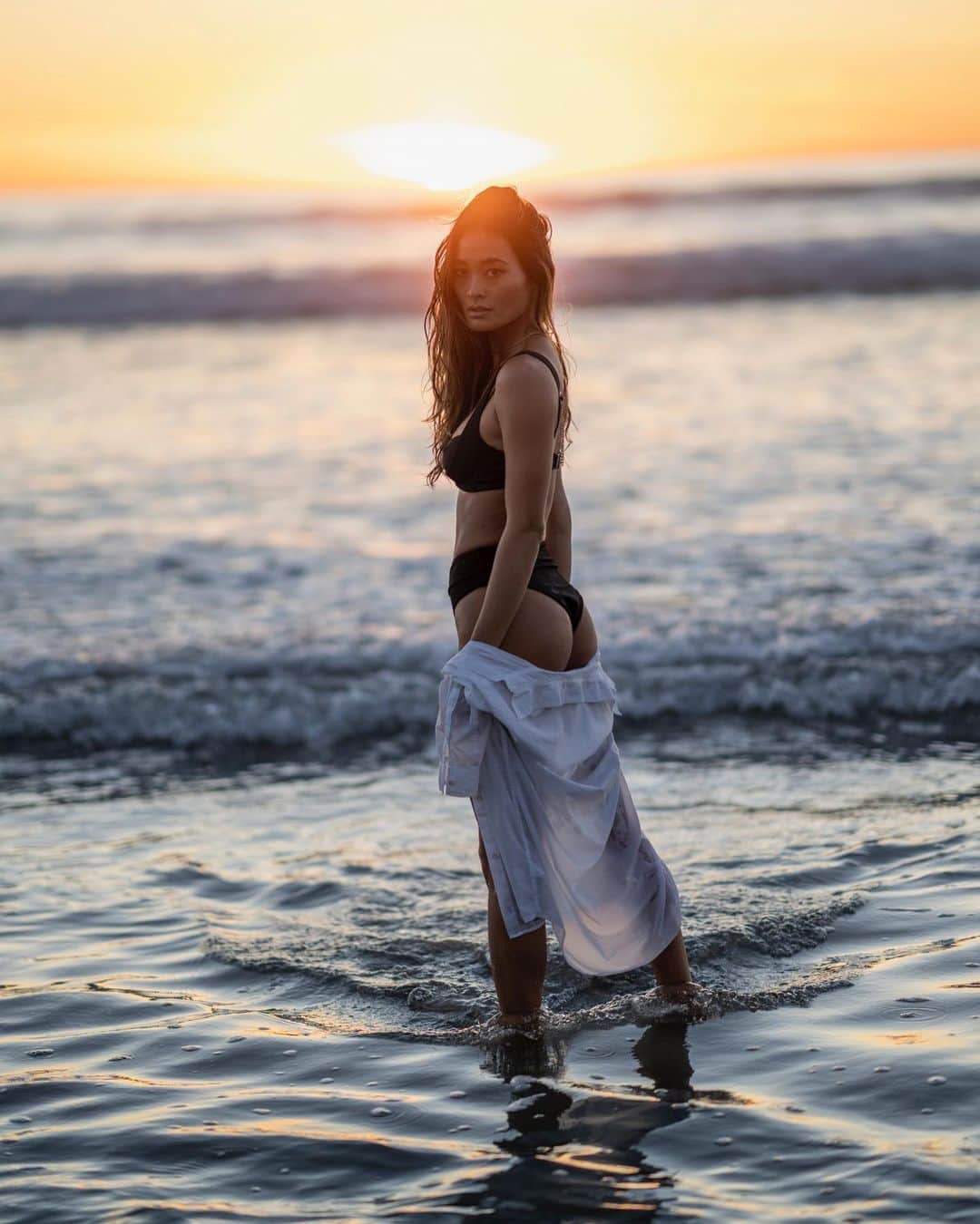 ジェラ・マリアーノのインスタグラム：「Pure shores  @mark_tesi @alisonguidrygates @lizreamstylist @amyhanlinmcnally」