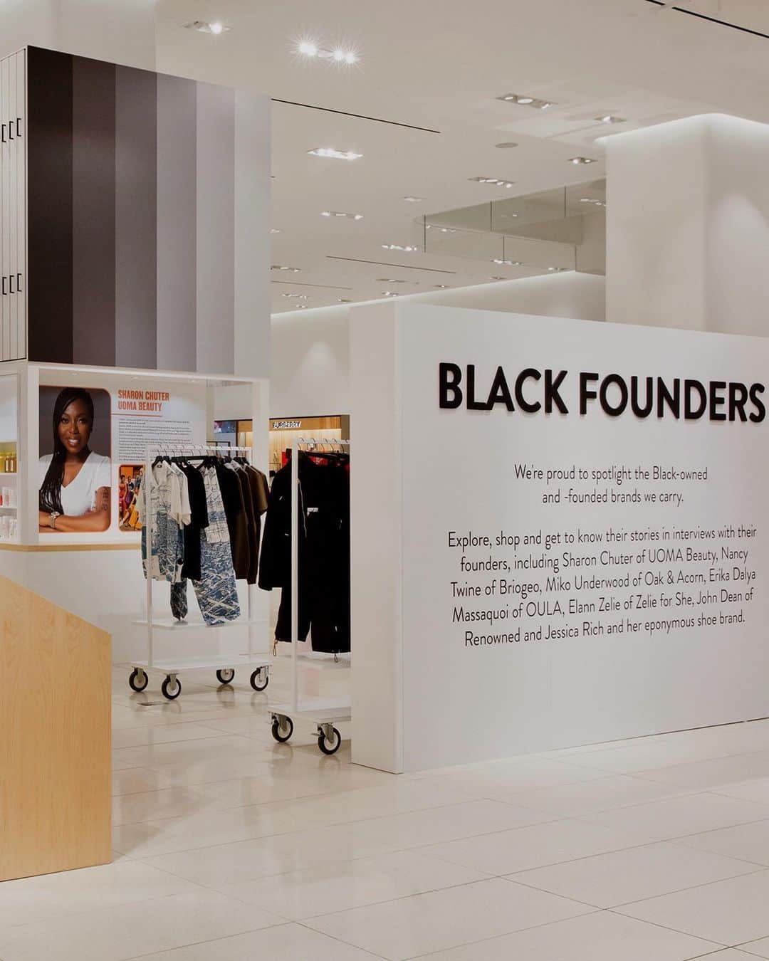 Nordstromさんのインスタグラム写真 - (NordstromInstagram)「In celebration of Black History Month, we’re excited to debut our latest Center Stage pop-up shop called Black Founders at our Nordstrom NYC flagship!​ ​ The two month-long pop-up shop runs through March 28 and features eight Black-owned and –founded companies from across the country spanning beauty, men’s and women’s apparel, footwear and accessories.​ ​ We're committed to improving the diversity of the vendors we partner with across all parts of our business.」2月10日 2時49分 - nordstrom