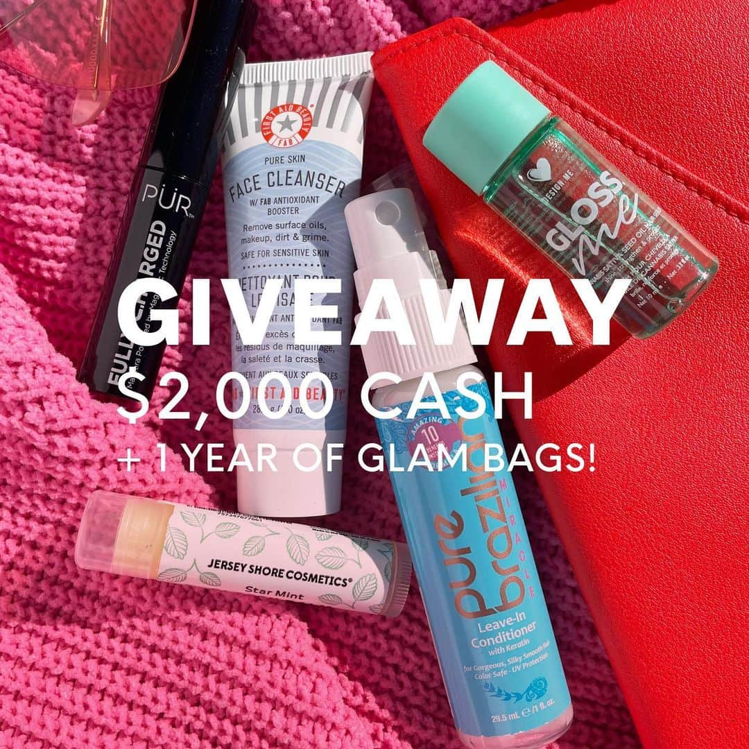 ipsyさんのインスタグラム写真 - (ipsyInstagram)「👛 $2K GIVEAWAY 💵 Want to win a year of Glam Bags *and* $2,000? Duh! Here’s how to enter:  1. Follow @ipsy 2. Like this post 3. Tag a friend  4. Use #IPSY and #GIVEAWAY Deadline to enter is 2/13/21 at 11:59 p.m. PST and the winner will be announced by 3/13/21. ⁠To enter this giveaway, you must be 18 years old or older and a resident of the U.S. or Canada (excluding the Province of Quebec). By posting your comment with these hashtags, you agree to be bound by the terms of the Official Giveaway Rules at www.ipsy.com/contest-terms. This giveaway is in no way sponsored, endorsed or administered by, or associated with, Instagram.   #cosmetics #beauty #makeup #subscriptionbox #makeupsubscription #beautytips #beautyhacks #beautyobsessed #beautycommunity #beautybox #makeuplooks #ipsymakeup #selflove #selfcare #ipsyglambag #giveaway #giveaways #contest #win」2月10日 3時04分 - ipsy